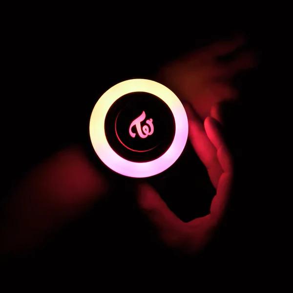 TWICE - 5TH ANNIVERSARY LIGHT BAND KIT (Including a Necklace and Photocards) - Image 8